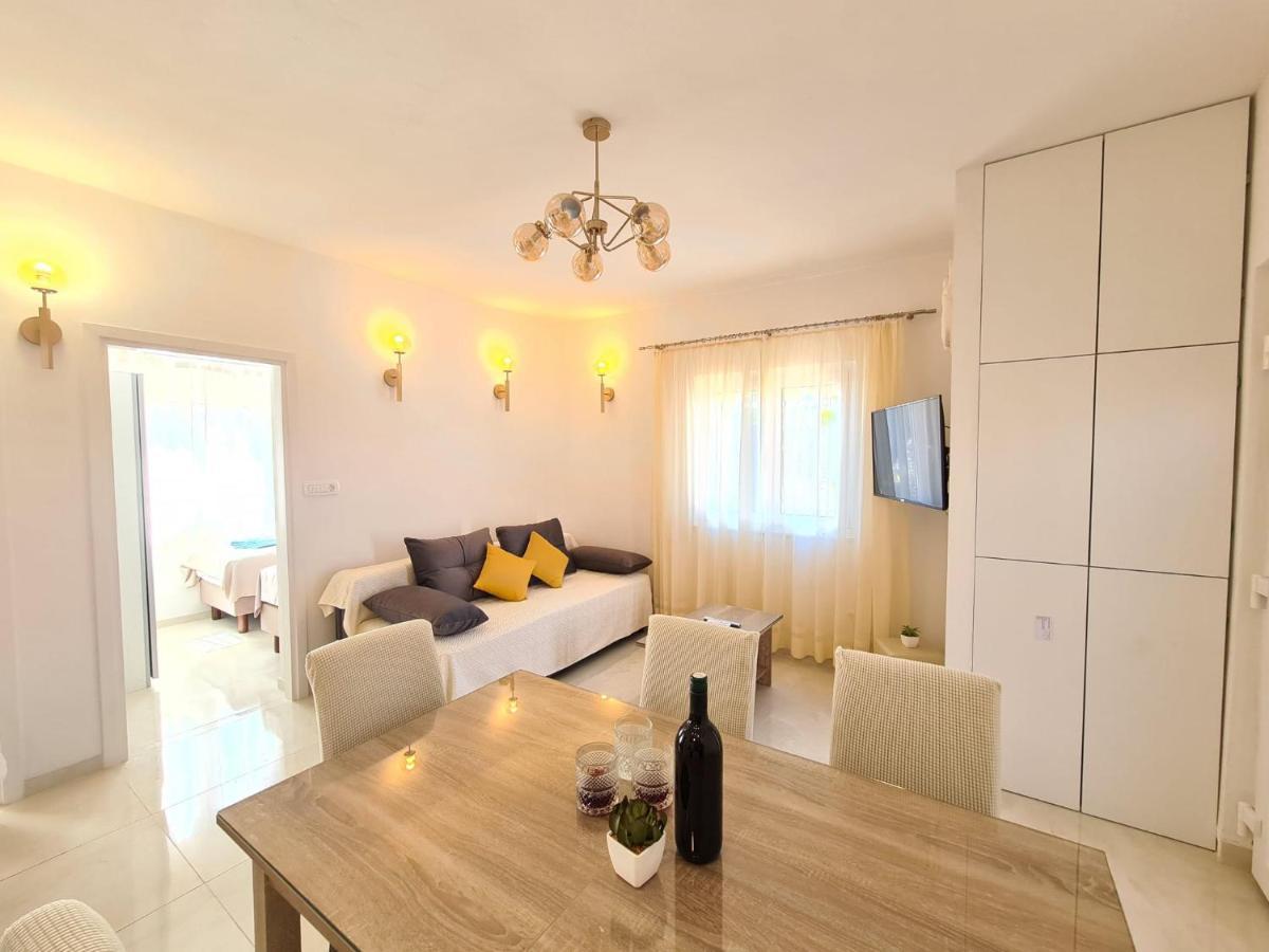 Olive Tree - House With Pool Villa Vinišće Dış mekan fotoğraf